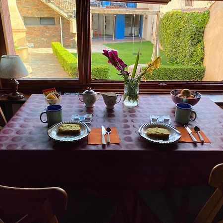 La Casita Del Patio Pensionat Bernardos Exteriör bild